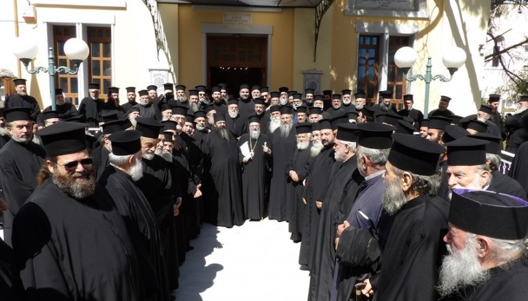 Έκτακτο Ιερατικό Συνέδριο στην Ι. Μ. Κορίνθου (ΦΩΤΟ)