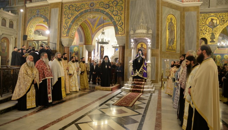 Ὁ A’ Κατανυκτικός Ἑσπερινός στήν Ἱερά Μητρόπολη Πατρῶν (ΦΩΤΟ)