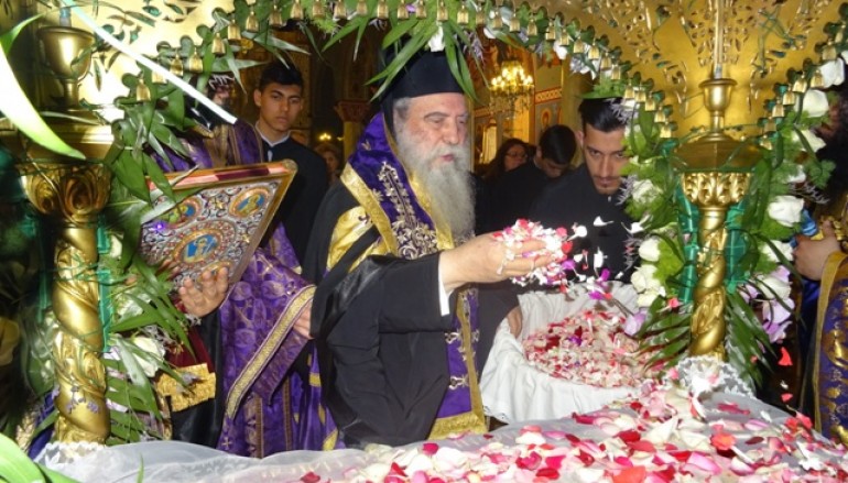 Ο Εσπερινός της Αποκαθηλώσεως στον Ι.Ν. Οσίου Νίκωνος Σπάρτης (ΦΩΤΟ)