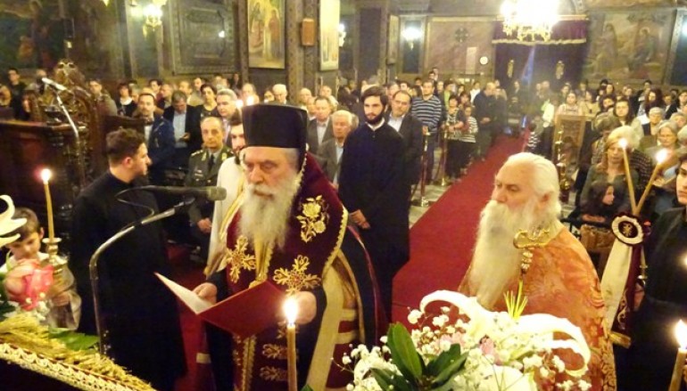 Η Ακολουθία του Ακάθιστου Ύμνου στον Μητροπολιτικό Ι. Ναό Σπάρτης (ΦΩΤΟ)