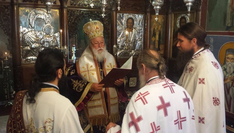 Χειροθεσία από τον Μητροπολίτη Μαντινείας στην Ι. Μονή Μαλεβής (ΦΩΤΟ)