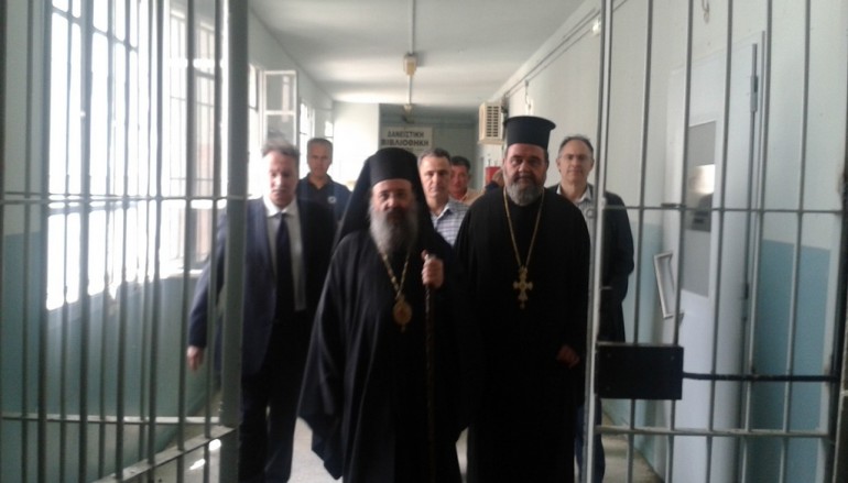 Επίσκεψη του Μητροπολίτη Πατρών σε Ιδρύματα της Πάτρας (ΦΩΤΟ)