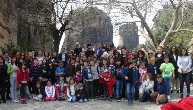 Εκδρομή στα Μετέωρα με το κατηχητικό του Ι. Ν. Αγίου Νικολάου Καρδίτσας (ΦΩΤΟ)