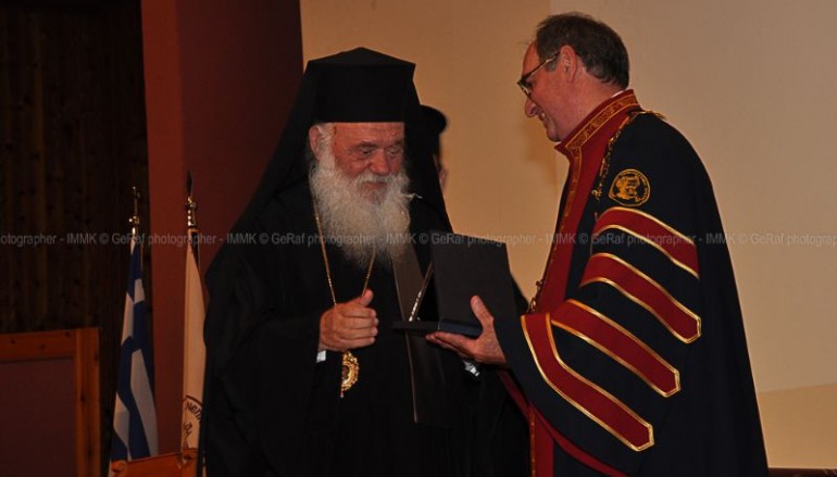 Επίτιμος Διδάκτωρ στο Δημοκρίτειο Πανεπιστήμιο ο Αρχιεπίσκοπος Ιερώνυμος (ΦΩΤΟ)