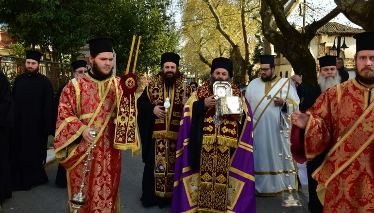 Η Τιμία Κάρα της Αγίας Βαρβάρας στην πόλη του Λαγκαδά (ΦΩΤΟ)