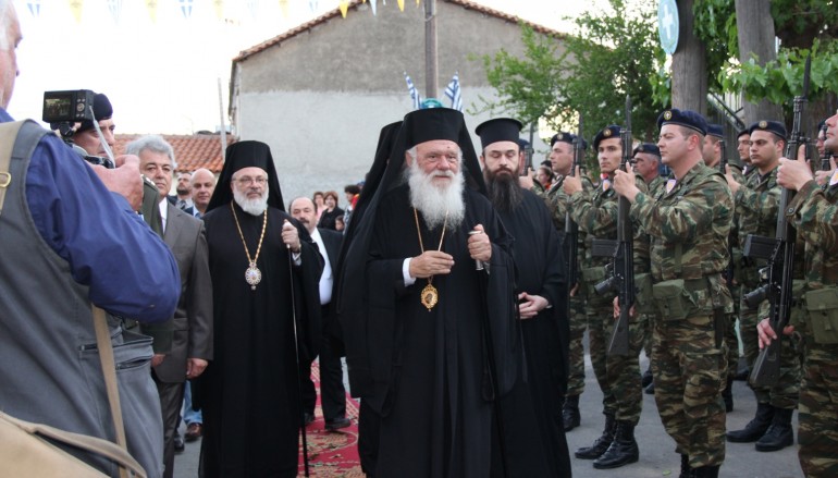 Ο Αρχιεπίσκοπος Ιερώνυμος στο Σουφλί (ΦΩΤΟ)