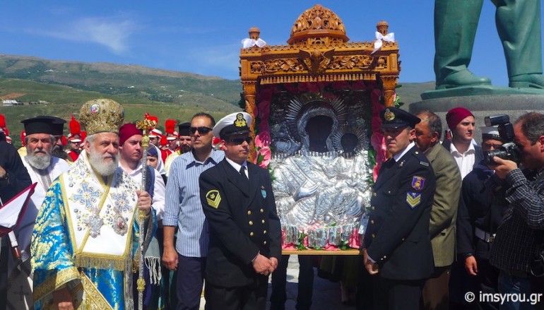 Η εορτή της Παναγίας της Θεοσκεπάστου στην Άνδρο (ΦΩΤΟ)
