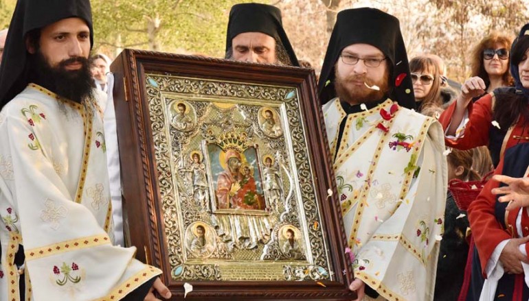 Υποδοχή της Παναγίας της «Μικρασιάτισσας» στο Μεσαίο Θεσσαλονίκης (ΦΩΤΟ)