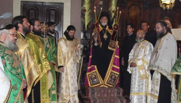 Ο Εσπερινός της Κυριακής των Βαϊων στην Κέρκυρα (ΦΩΤΟ)
