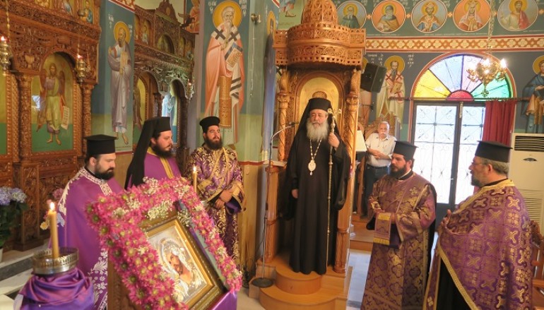 Η Ακολουθία του Νυμφίου στο Σταυρό Λαμίας (ΦΩΤΟ)