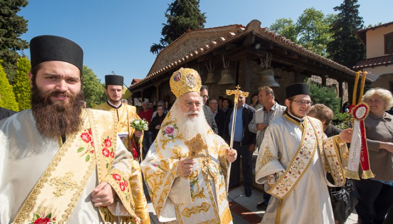 Πανηγύρισε η Ιερά Μονή Παναγίας Δοβρά στη Βέροια (ΦΩΤΟ)