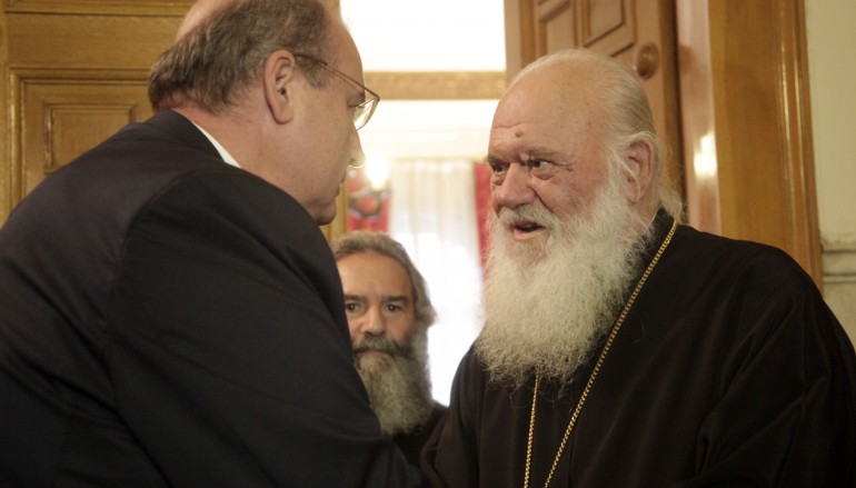 Βαθύ το χάσμα μεταξύ… ορίων και οσίων