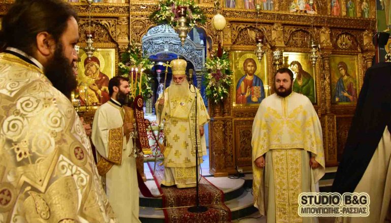 Η εορτή των Αγίων Κωνσταντίνου και Ελένης στο Ναύπλιο (ΦΩΤΟ)