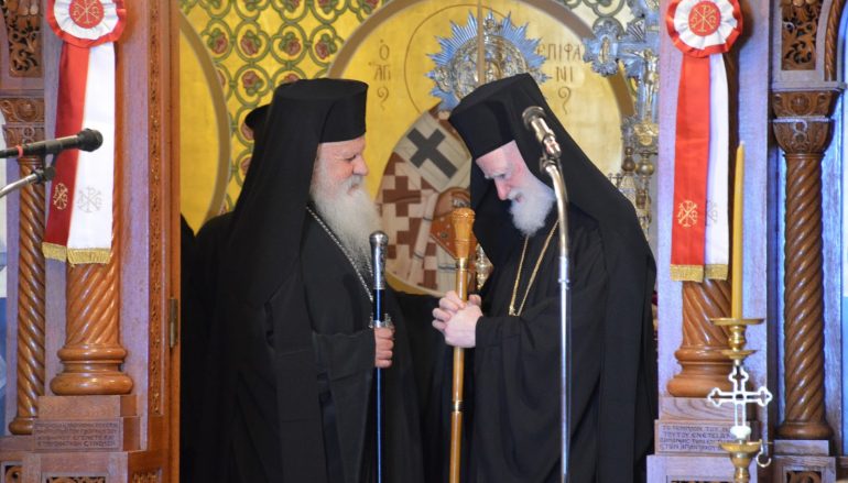 Ο Αρχιεπίσκοπος Κρήτης στη Σαντορίνη (ΦΩΤΟ-ΒΙΝΤΕΟ)