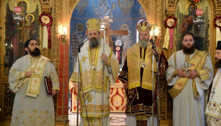 Πατρῶν Χρυσόστομος: «Φθάνει πιά ὁ ἐξευτελισμός τῶν Ἱερῶν καί τῶν Ὁσίων» (ΦΩΤΟ)