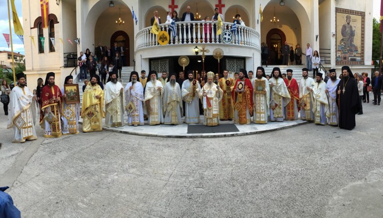 Η εορτή της Ζωοδόχου Πηγής στη Λάρισα (ΦΩΤΟ)
