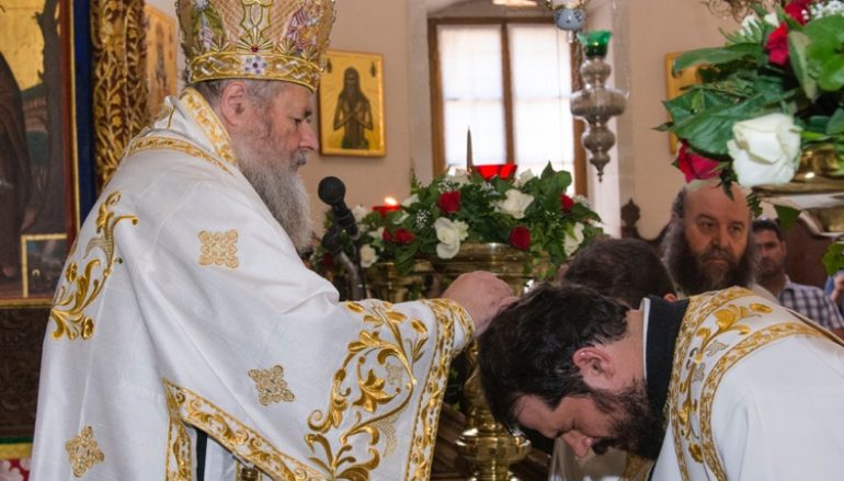 Χειροτονία Ιεροδιακόνου από τον Κυδωνίας Δαμασκηνό (ΦΩΤΟ)