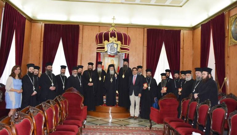 Μητροπολίτες της Ελλαδικής Εκκλησίας στον Πατριάρχη Ιεροσολύμων (ΦΩΤΟ – ΒΙΝΤΕΟ)