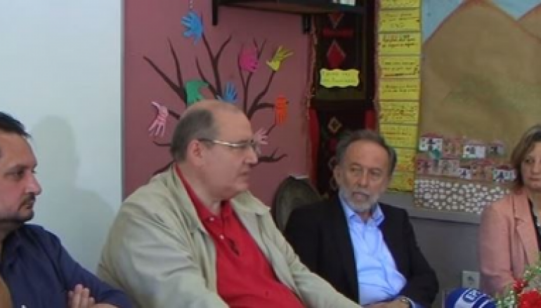 Φίλης: Δεν είναι αμαρτία για ένα σχολείο να μην ξεκινά την ημέρα με προσευχή (ΒΙΝΤΕΟ)