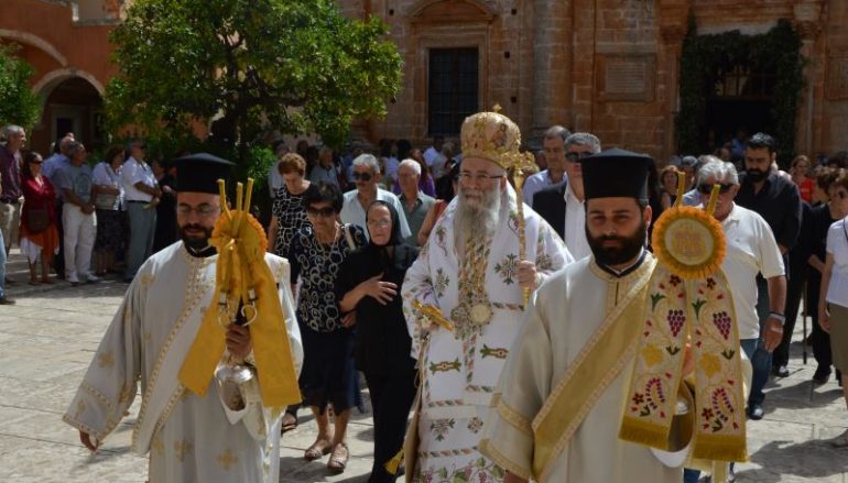 Η εορτή της Πεντηκοστής στην Ι.Μονή Αγίας Τριάδος των Τζαγκαρόλων (ΦΩΤΟ)