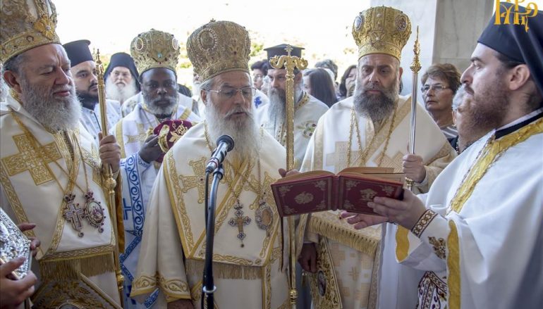 Mε λαμπρότητα τα Εγκαίνια του Ι.Ν. Αγίου Μαξίμου του Γραικού στην Άρτα (ΦΩΤΟ)