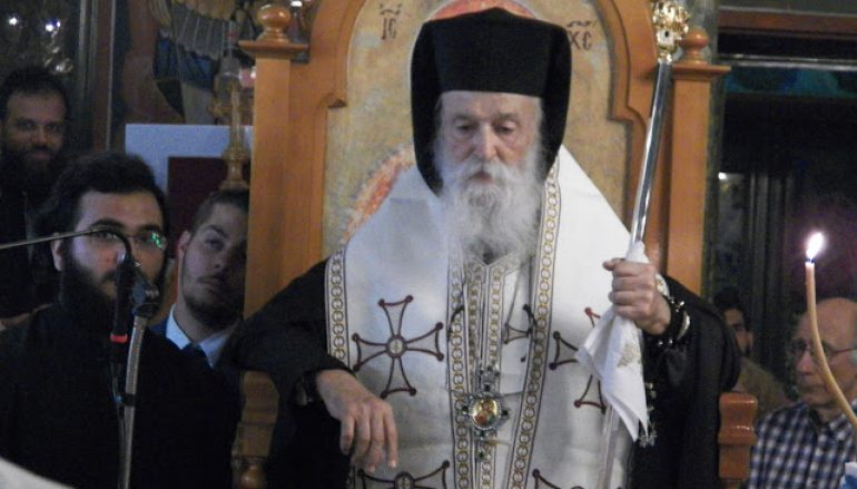 Ο εσπερινός του Αγίου Παντελεήμονος στην Ι.Μ. Γλυφάδας (ΦΩΤΟ)