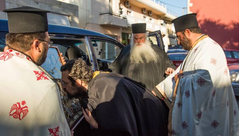 Υποδοχή της ”Χαράς των Θλιβομένων” στις Καλύβες Χανίων (ΦΩΤΟ)