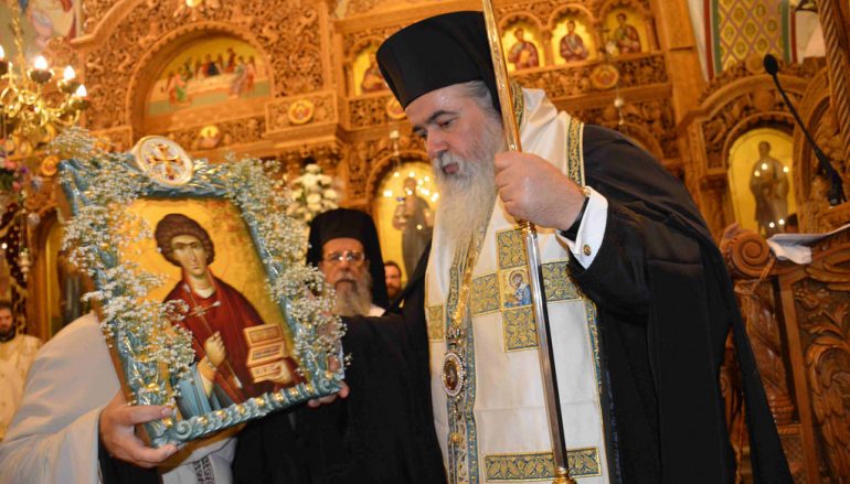 Εσπερινός του Αγίου Παντελεήμονος στην Ι. Μ. Νεαπόλεως (ΦΩΤΟ)