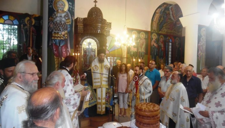 Εσπερινός των Αγίων Αναργύρων Κοσμά και Δαμιανού στον Παλαμά Καρδίτσας (ΦΩΤΟ)