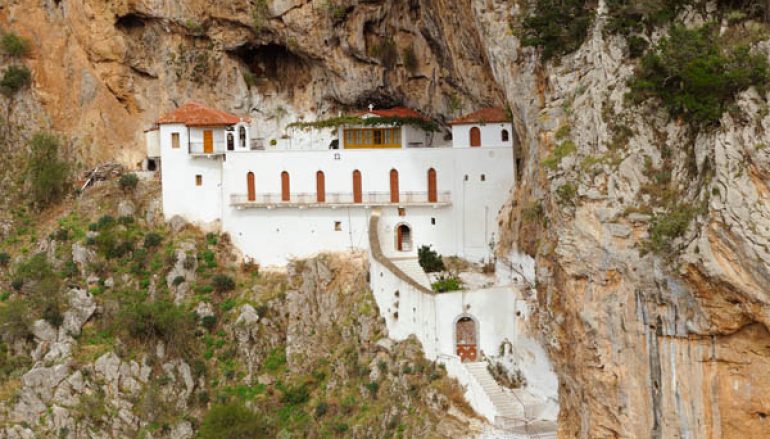Εκοιμήθη η μοναχή Σαλώμη της Ι. Μονής Κοιμήσεως της Θεοτόκου Κανδήλας
