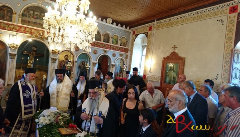 Η κηδεία του πατρός του Δ/ντη του Ραδιοφωνικού Σταθμού της Εκκλησίας της Ελλάδος (ΦΩΤΟ)