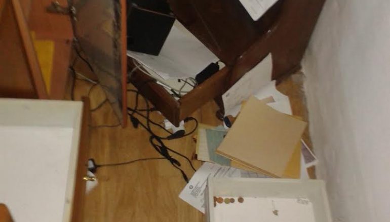 Διαρρήκτες «άνοιξαν» τα γραφεία της Αγ. Μαρίνας Αφήσσου στο Πήλιο (ΦΩΤΟ)