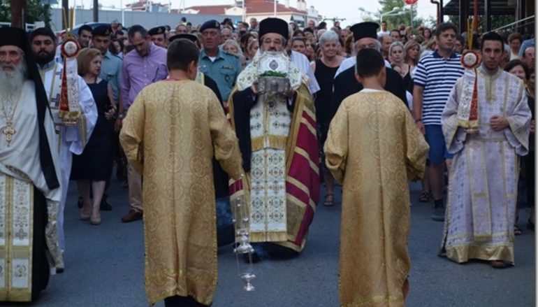 Υποδοχή λειψάνου του Αγίου Διονυσίου του εν Ολύμπω στην Κατερίνη (ΦΩΤΟ)