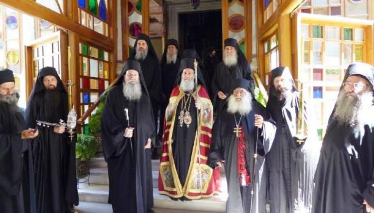 Προσκύνημα τοῦ Μητροπολίτου Ναυπάκτου στό Ἅγιον Ὄρος (ΦΩΤΟ)