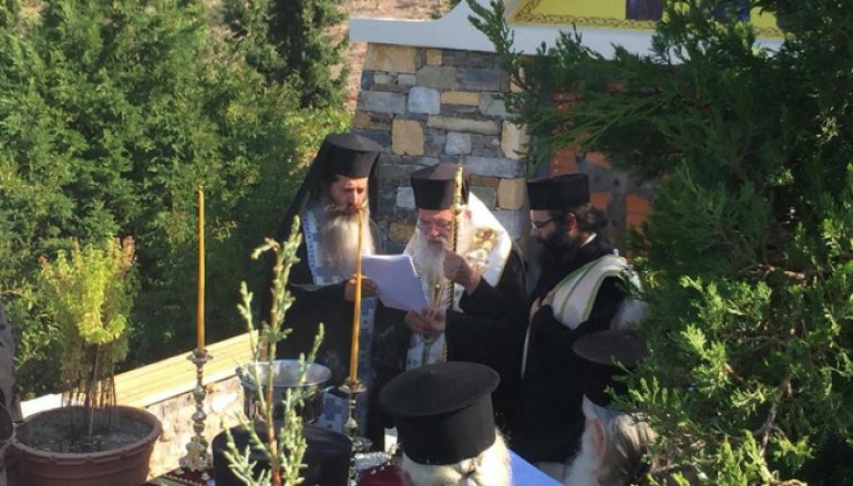Θυρανοίξια Παρεκκλησίου στη Ζάλτσα Βοιωτίας από τον Αρχιεπίσκοπο (ΦΩΤΟ)