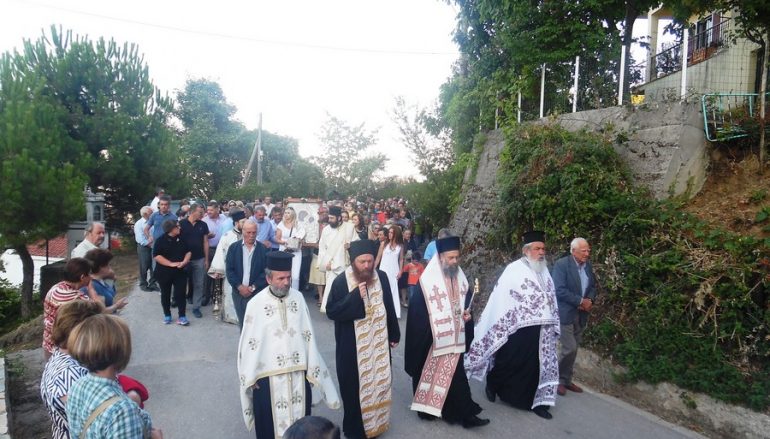 Υποδοχή της Παναγίας Κορώνης σε χωριά της Καρδίτσας (ΦΩΤΟ)