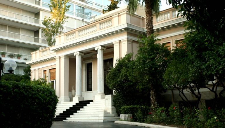 Μαξίμου: Αχρείαστες τώρα οι κόντρες με την Εκκλησία