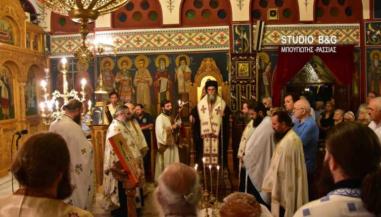 Εσπρινός της ανακομιδής των Ιερών Λειψάνων του Αγ. Νεκταρίου στο Ναύπλιο (ΦΩΤΟ – ΒΙΝΤΕΟ)