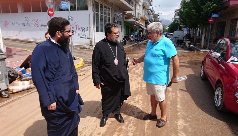 Ο Μητροπολίτης Μεσσηνίας κοντά στους πληγέντες από τη θεομηνία (ΦΩΤΟ – ΒΙΝΤΕΟ)