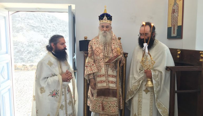 Ο Μητροπολίτης Γλυφάδος στην Ι. Μητρόπολη Θήρας (ΦΩΤΟ)