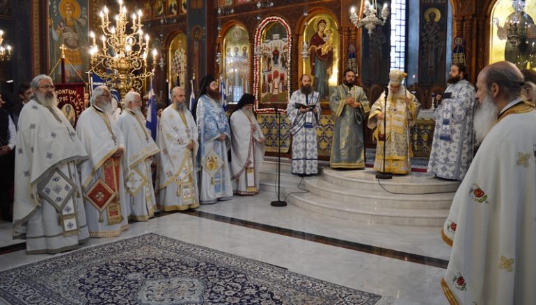 Ο εορτασμός της 28ης Οκτωβρίου στον Καθεδρικό Ι. Ναό Αγ. Σκέπης Εδέσσης (ΦΩΤΟ)