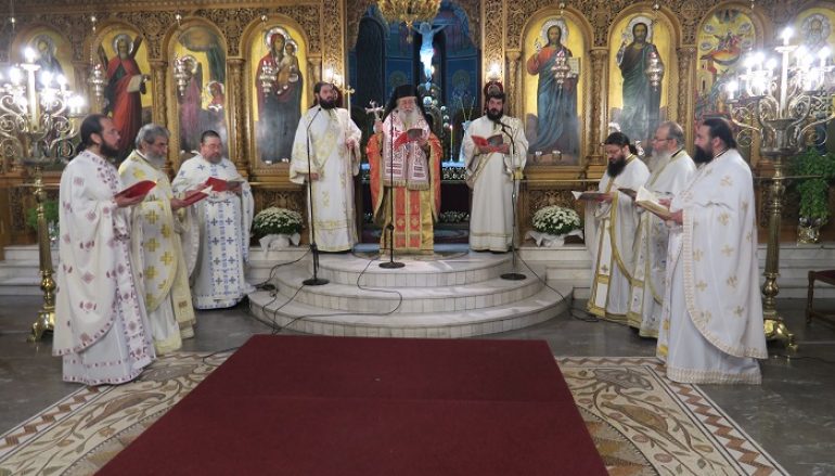 Η αρχαιοπρεπής Θεία Λειτουργία του Αγίου Ιακώβου στην Ι. Μ. Φθιώτιδος (ΦΩΤΟ)