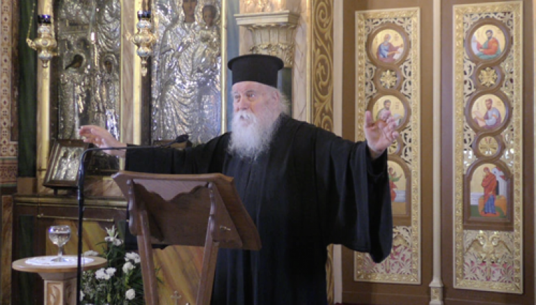 Αρχιμ. Δανιήλ Αεράκης: «Ο Χριστός είναι ο αξιέραστος και ο αξεπέραστος» (BINTEO)