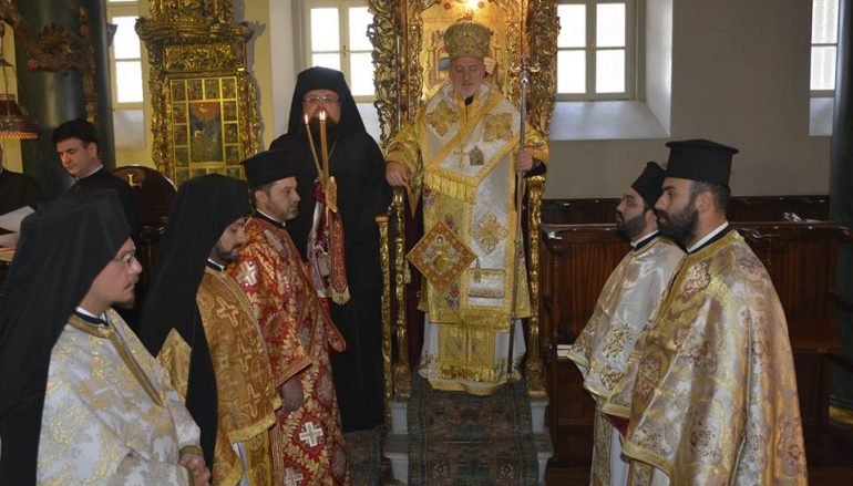 Τα ονομαστήρια του Μητροπολίτη Προύσης Ελπιδοφόρου (ΦΩΤΟ)