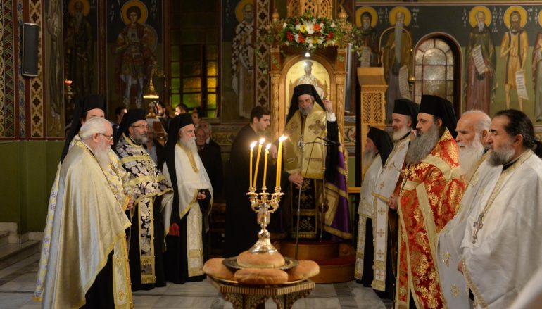 Εσπερινός των Παμμ. Ταξιαρχών στην Καλαμάτα (ΦΩΤΟ)