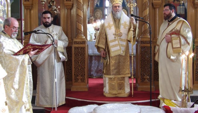 Θ. Λειτουργία στα Ροζενά από τον Μητροπολίτη Κορίνθου (ΦΩΤΟ)