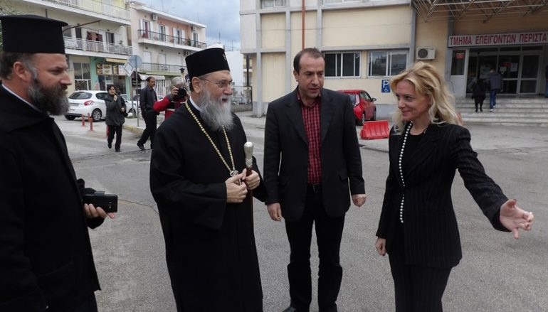 Κλινοσκεπάσματα δώρισε η Ι. Μ. Κορίνθου στο Νοσοκομείο Κορίνθου (ΦΩΤΟ)