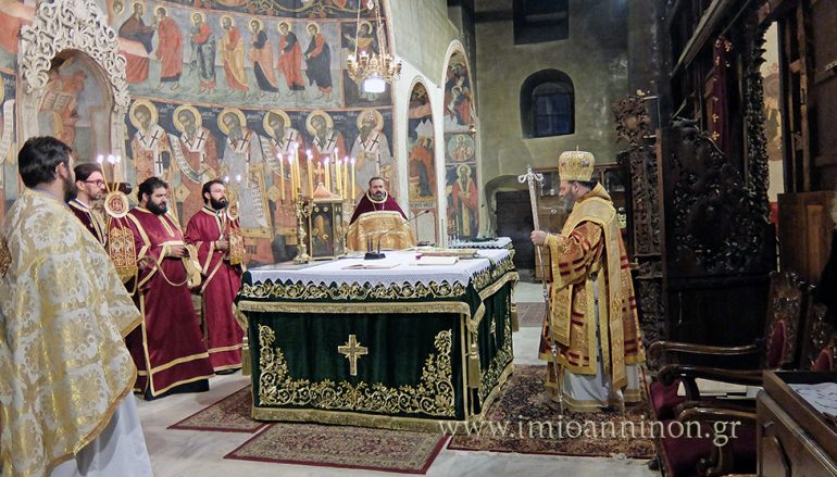 Χριστούγεννα στην Ι. Μ. Ιωαννίνων (ΦΩΤΟ)