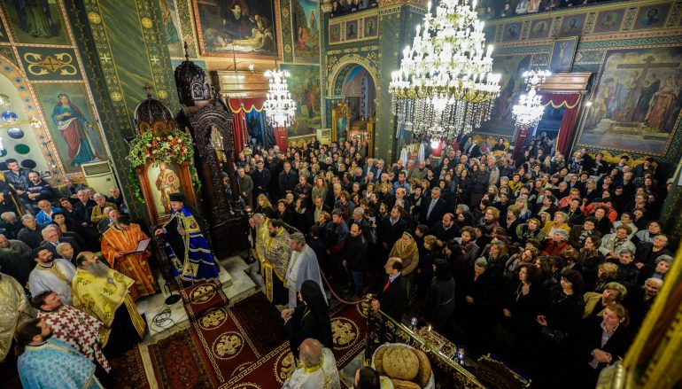 Aρχιερατικός Εσπερινός του Αγίου Νικολάου στην Καλαμάτα (ΦΩΤΟ)