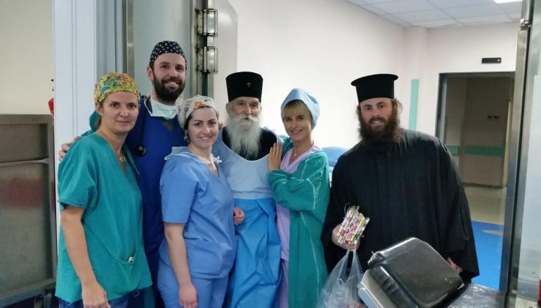 Ποιμαντική επίσκεψη του Μητροπολίτη Γλυφάδας στους ασθενείς του Νοσοκομείου Ασκληπιείου (ΦΩΤΟ)